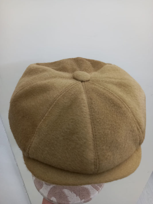 Coppola Siciliana Artigianale Ferdinando Patermo, Cappello in Cachemire color cammello fatto a mano in sicilia.